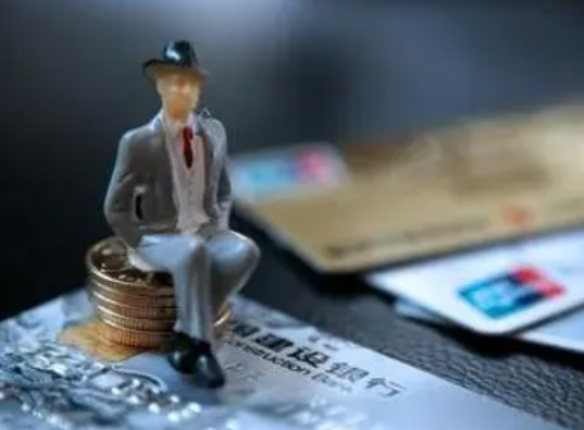 建行信用卡积分怎么通过客服协助兑换礼品卡券？