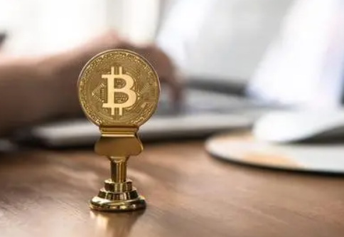 哈尔滨银行信用卡积分如何使用？在哪里查询积分余额？